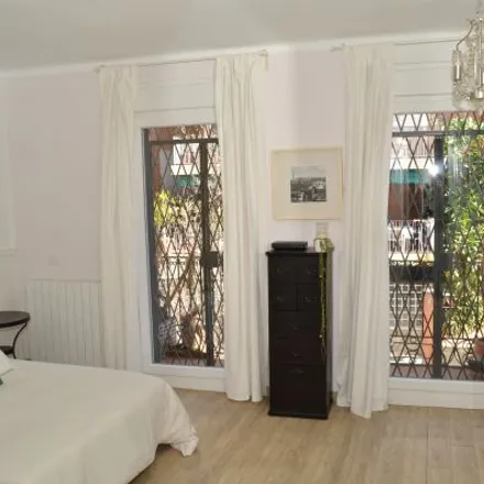 Image 8 - Queviures Carulla, Carrer de Gustavo Bécquer, 51, 08023 Barcelona, Spain - Apartment for rent