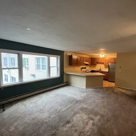Image 4 - 147 Eastern Avenue, Chandler Hill, Worcester, MA 01613, USA - Condo for sale