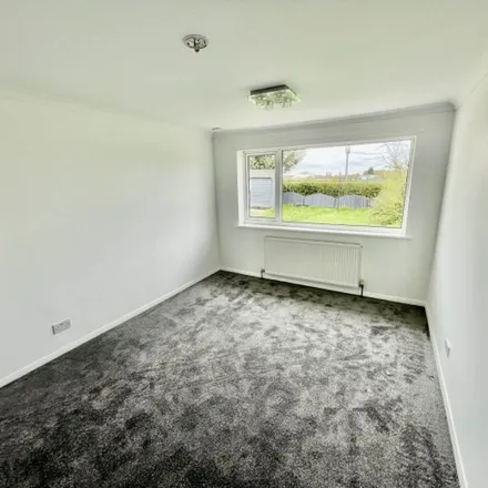 Image 1 - St Catherines Way, Barnsley, S75 2LE, United Kingdom - Apartment for rent