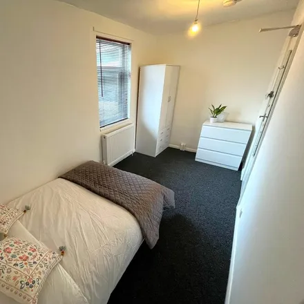 Rent this 1 bed room on Layton Avenue in Mansfield Woodhouse, NG18 5PD