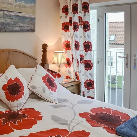 Rent this 2 bed townhouse on Boynton in YO16 4XF, United Kingdom