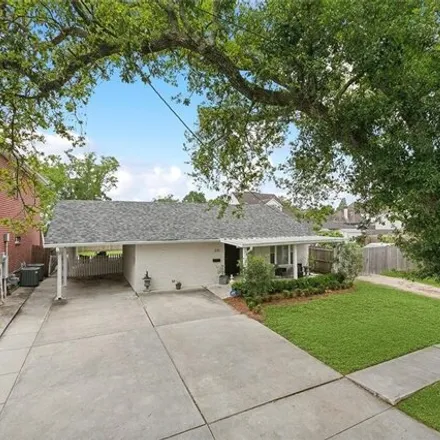 Buy this 3 bed house on 210 Sharon Drive in Lakeview, New Orleans
