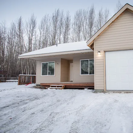 Buy this 3 bed house on 311 East Eagle Avenue in Palmer, AK 99645