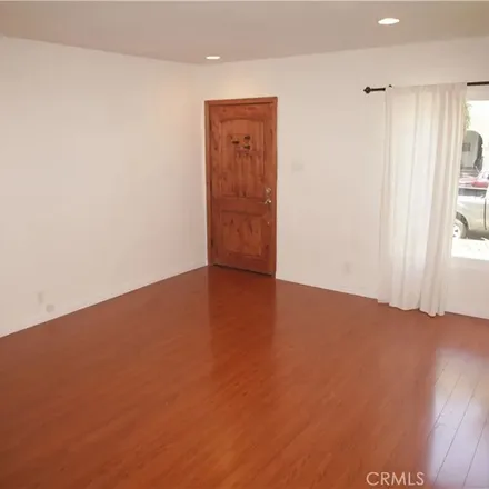 Rent this 3 bed apartment on 418 North Genesee Avenue in Los Angeles, CA 90036