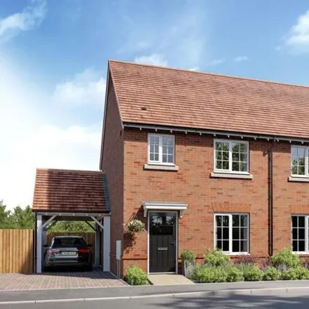 Buy this 2 bed duplex on The Highlands in Ockham Road North, East Horsley