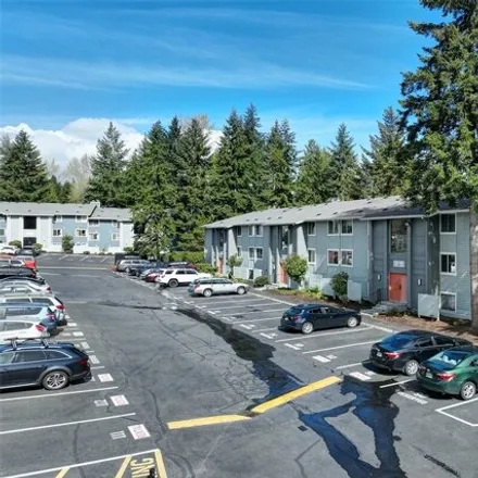 Buy this 2 bed condo on 4707 W Lake Sammamish Pkwy Se Apt D203 in Issaquah, Washington