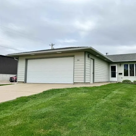 Buy this 2 bed house on 403 West 17th Street in Yankton, SD 57078