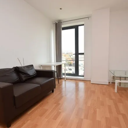 Image 1 - West One Central, Fitzwilliam Street, Devonshire, Sheffield, S1 4JY, United Kingdom - Apartment for rent