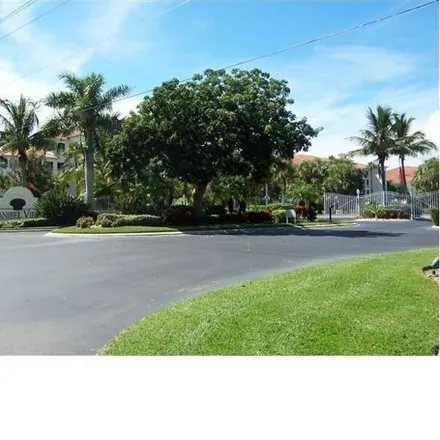 Rent this 2 bed condo on 20021 Sanibel View Circle in Lee County, FL 33908