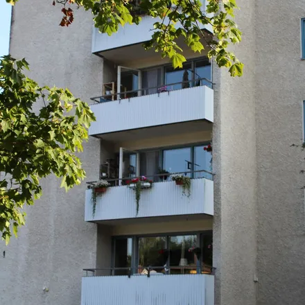 Rent this 3 bed apartment on Villavägen in 612 41 Finspång, Sweden