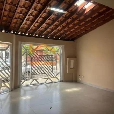 Buy this 2 bed house on Avenida do Compositor in São Manoel, Americana - SP