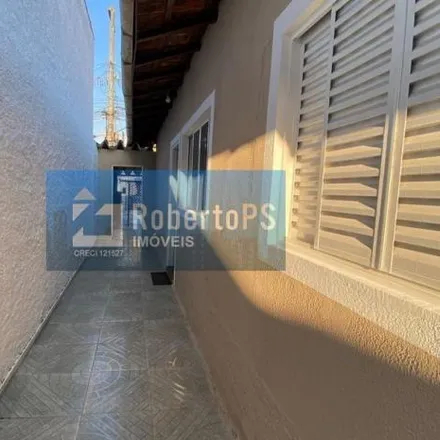 Buy this 2 bed house on Rua Cravinas in Jardim Motorama, São José dos Campos - SP