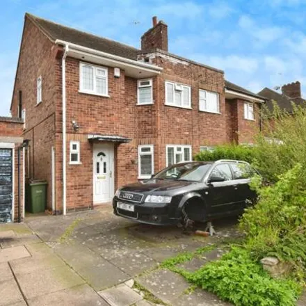 Buy this 3 bed house on Hill Way in Oadby, LE2 5YG