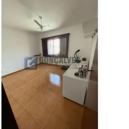 Buy this 3 bed house on Rua Manoel Frenedes Lopes in Mauá, São Caetano do Sul - SP