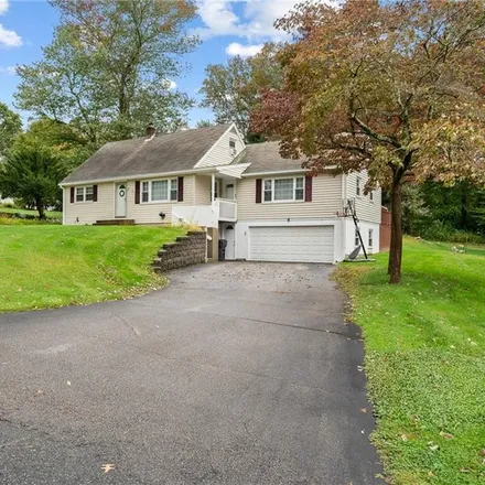 Buy this 4 bed house on 31 Pollys Lane in Montville, CT 06382