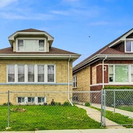 Buy this 3 bed house on 3424 North Nagle Avenue in Chicago, IL 60634