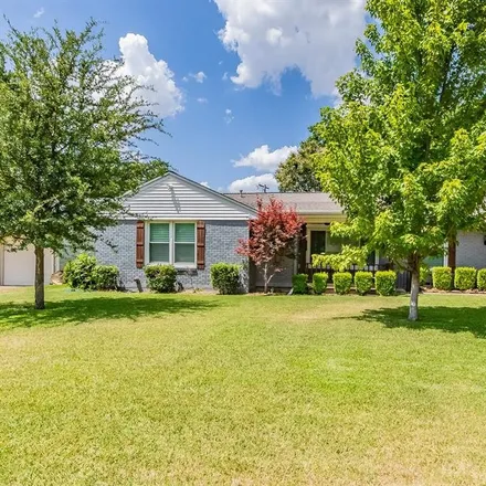 Buy this 3 bed house on 4612 Norwich Drive in Fort Worth, TX 76109