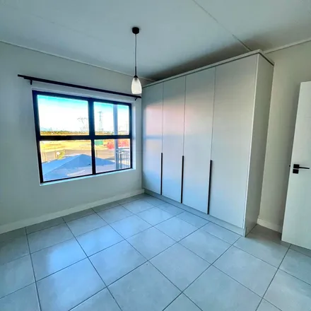 Rent this 1 bed apartment on Checkers in Kloof Avenue, Silveroaks