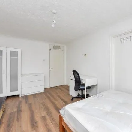 Rent this 4 bed room on Surbiton Nursery in Hobill Walk, London
