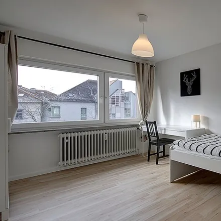 Rent this 4 bed room on Gaisburgstraße 9 in 70182 Stuttgart, Germany