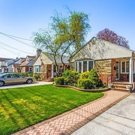 Buy this 3 bed house on 195 Emory Road in Village of Mineola, North Hempstead