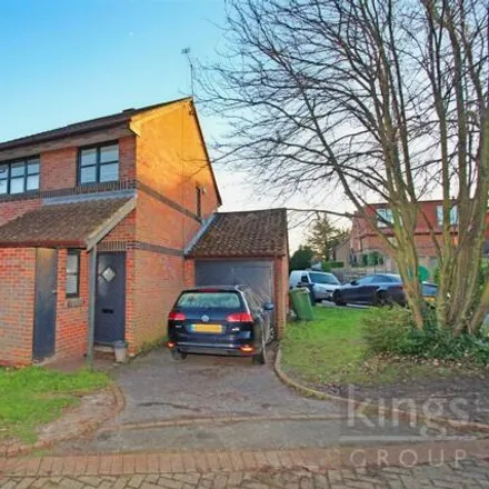 Buy this 3 bed duplex on Campine Close in Cheshunt, EN8 0UH