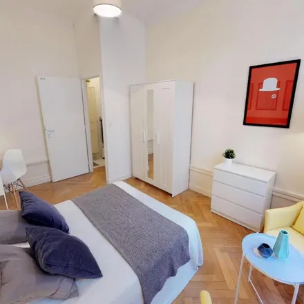 Rent this 7 bed apartment on 76 Boulevard des Belges in 69006 Lyon 6e Arrondissement, France