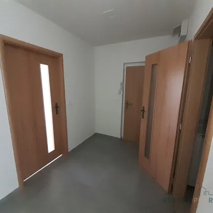 Image 2 - Budovatelů 1155, 432 01 Kadaň, Czechia - Apartment for rent