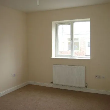 Rent this 2 bed apartment on Perth Street in Hull, HU5 3PE