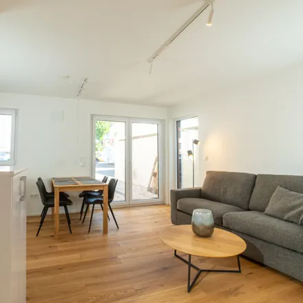 Rent this 2 bed apartment on Taunusstraße 4 in 65343 Eltville am Rhein, Germany