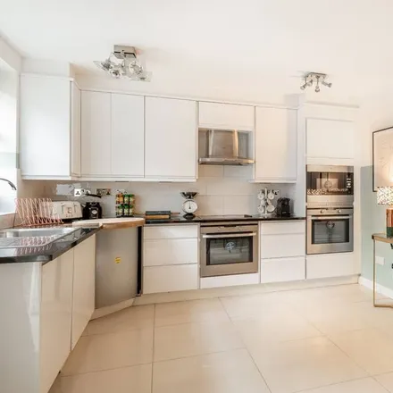 Image 5 - London, W2 2PR, United Kingdom - House for rent