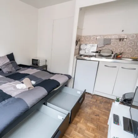 Image 3 - 32;34 Rue des Envierges, 75020 Paris, France - Apartment for rent