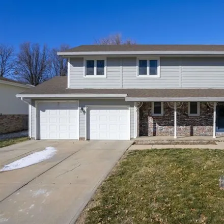 Buy this 3 bed house on 1708 North 126th Street in Omaha, NE 68154