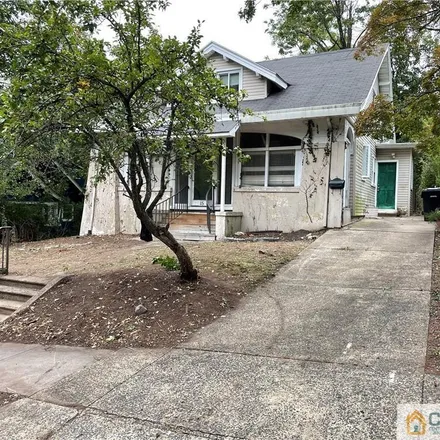 Buy this 4 bed house on 300 Cleveland Avenue in Highland Park, NJ 08904