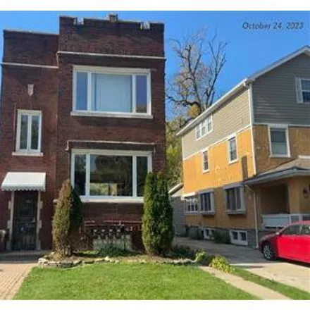 Buy this 6 bed apartment on 9617 South Charles Street in Chicago, IL 60643