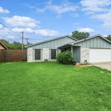 Buy this 4 bed house on 2106 Bear Creek Lane in Arlington, TX 76006