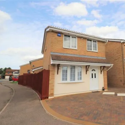 Buy this 3 bed house on Summit Rise in Wootton, NN4 0SU