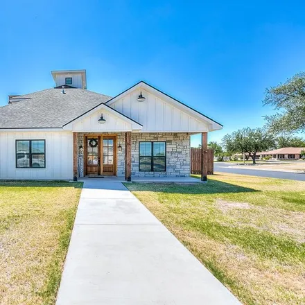 Buy this 3 bed house on 7614 Aspen Avenue in San Angelo, TX 76904