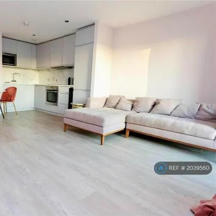 Image 1 - Kinleigh Folkard & Hayward, Deal Porter Square, Canada Water, London, SE16 7AN, United Kingdom - Apartment for rent