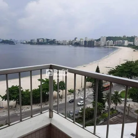 Buy this 2 bed apartment on Rua Joaquim Távora 50 in Icaraí, Niterói - RJ