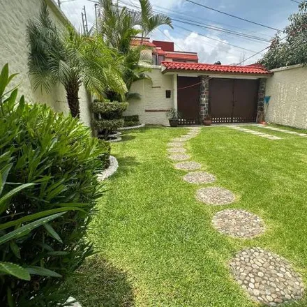Buy this 3 bed house on Colegio Montes de Oca in Calle Guayabos Agrios 337, Tlaltenango