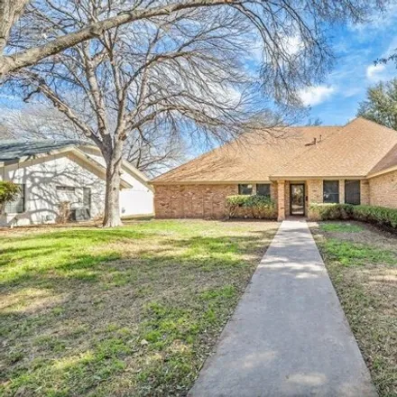 Buy this 3 bed house on Bentwood Country Club in Pine Valley Lane, San Angelo