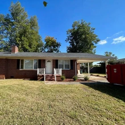 Buy this 3 bed house on 1111 Hillandale Drive in Tuscumbia, Colbert County