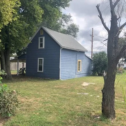 Rent this 3 bed house on 146 East 2nd Street in Concordia, KS 66901