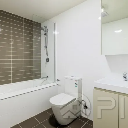 Image 2 - 21-25 Seven Hills Road, Baulkham Hills NSW 2153, Australia - Apartment for rent
