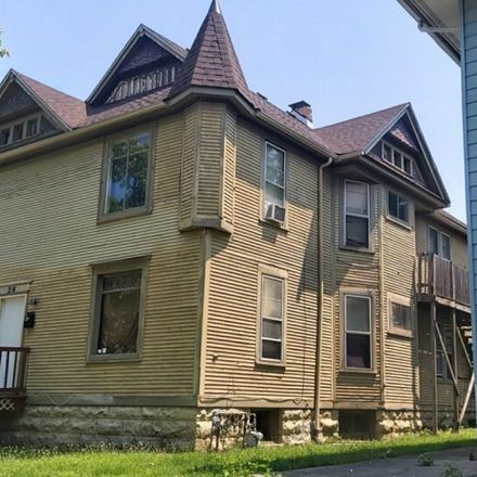 Rent this 5 bed duplex on 214 Hickory Street in Joliet, IL 60435