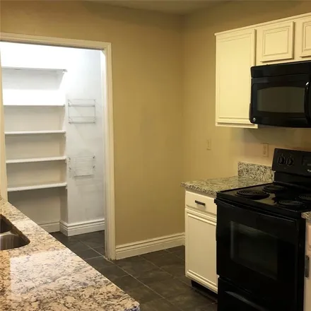 Image 4 - 5109 Waltham Court, Garland, TX 75043, USA - House for rent