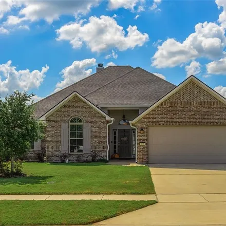 Buy this 5 bed house on 2998 Douglas Drive in Green Acres, Bossier City