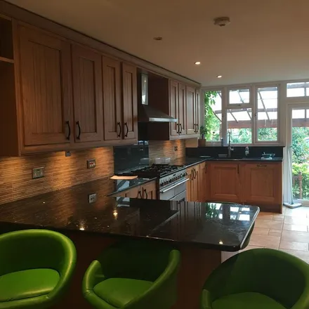 Rent this 1 bed townhouse on 92 Fairlop Road in London, E11 1QT