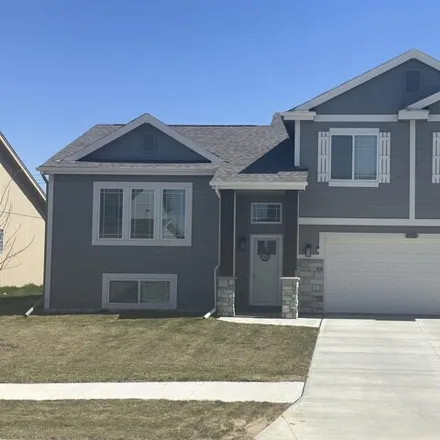 Buy this 3 bed house on North 113th Avenue in Douglas County, NE 68142